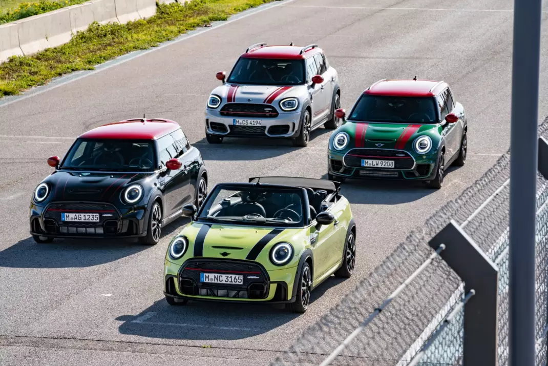 Image of a MINI car